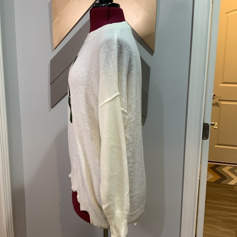 Vici cactus sweater, size small - Picture 4 of 10